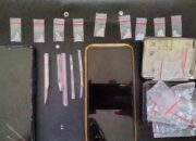 Penggerebekan Doorsmeer di Paluta, Dua Pria dan Sabu Diangkut Polisi