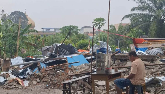 Pembongkaran Rumah Warga Tanjung Garbus 1. Ketua DPRD “Melanggar HAM Dan Sakiti Rasa Keadilan”