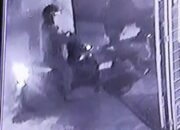 Tiga Pelaku Maling Sepedamotor Terekam CCTV di Medan Tembung
