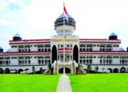 Kantor Bupati Labuhan Batu Selatan, Kejayaan Kesultanan Kota Pinang