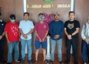 Tim TABUR Kejatisu dan Tim Intelijen Kejari Tj Balai Amankan DPO Terpidana Penggelapan