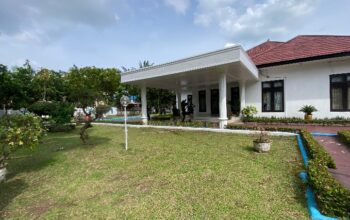 Terkait Dugaan Teror Dirumdis Wabup Deliserdang. Labfor Polda Sumut Olah TKP.