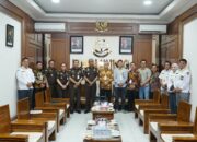 Perkuat Sinergi Pengawasan Penegakan Hukum, Kajati Terima Kunjungan Ketua KPU Sumut 