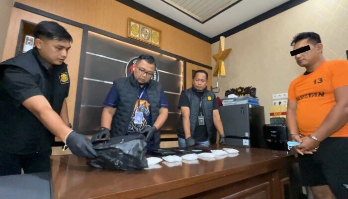 Warga Pidie Bawa Sabu Seberat 240 Gram, Polisi Sergap Seorang Penumpang  Travel Medan – Aceh di Jalan Williem Iskandar