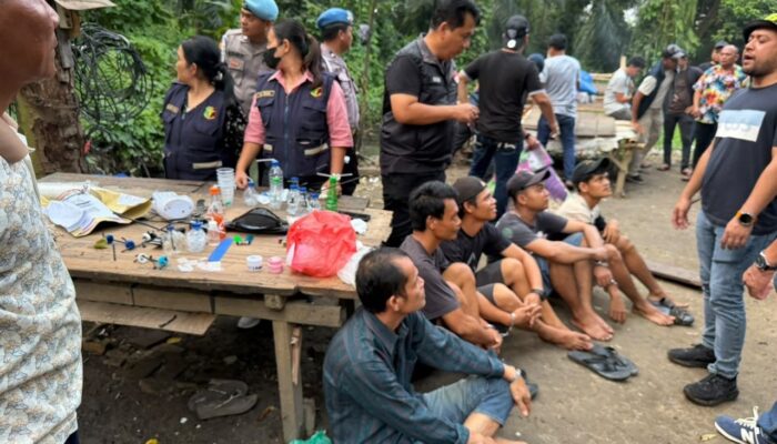 Lapak Narkoba Digrebek Dan Dibakar. 7 Orang Diringkus Polresta Deliserdang
