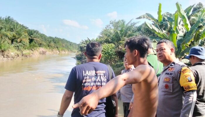 Mancing Di Sungai Ular Galang, Dedi Hanyut Terseret Arus