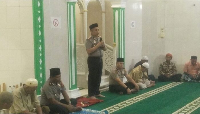 Melalui Subuh Keliling, Kapolresta Deli Serdang Sampaikan Pesan Kamtibmas Kepada Masyarakat