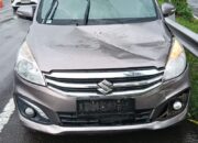 Mobilnya Ditabrak Truk.Sekretaris BPBD Deliserdang Bersama Istri Selamat