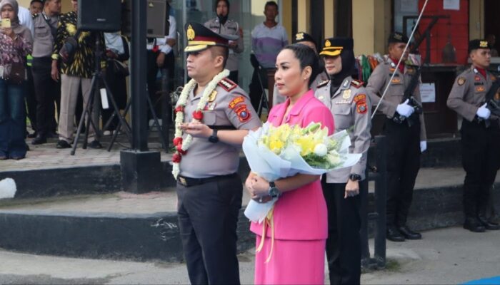 Polresta Deli Serdang Gelar Upacara Farewell Parade Serah Terima Jabatan Kapolresta Deli Serdang