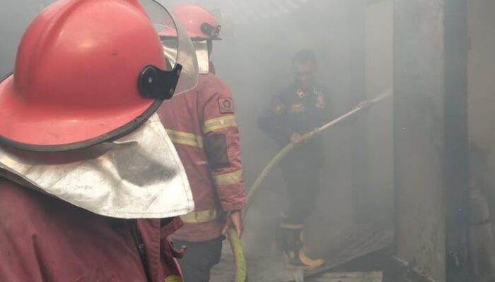 Satu Rumah Terbakar Di Galang,Neneknya Selamat Seorang Balita Tewas